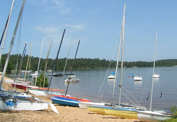La plage à proximité du Club de Voile de Lacanau