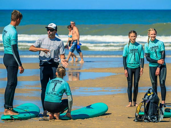 cours de surf et initiation a lacanau ocean plage nord