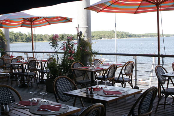 restaurant sur le lac de lacanau